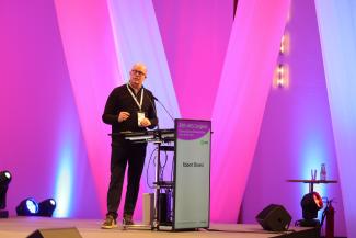 Robert Broesi speaking at the 29th IAKS Congress, Cologne, Germany